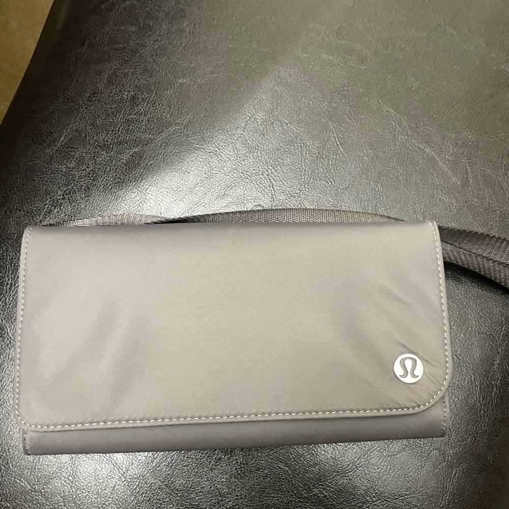 Lululemon crossbody clutch
